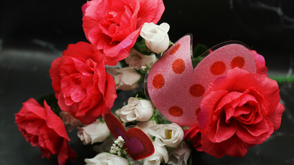 Valentines Day with pictures of flowers, hearts and Background make you feel the Love in the Air