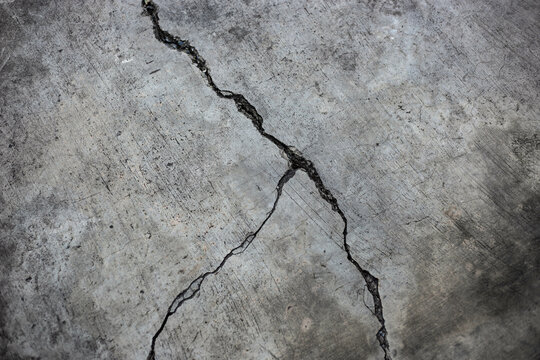 cracked concrete wall texture 