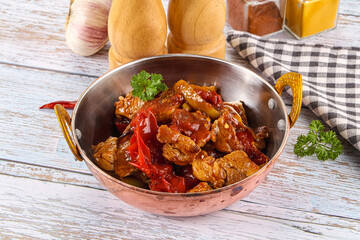 Pork with oyster sauce and vegetables