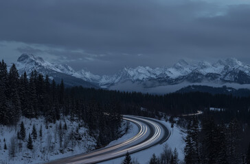 road to the mountains