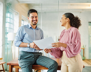 Obraz premium business meeting businessman businesswoman office teamwork document contract agreement discussion working talking paperwork colleague man woman desk partner partnership strategy entrepreneur