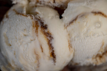 balls of creamy ice cream with the addition of natural maple syrup