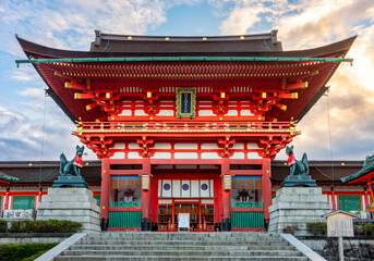 Main gate of Fushimi Inari Taisha shrine in Kyoto, Japan (translation 