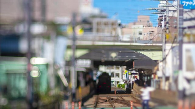 東京・大塚駅　都電荒川線　タイムラプス　玉ボケシフトレンズ