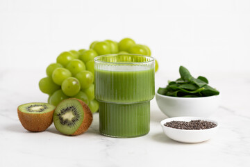 Green detox smoothie, cocktail, diet