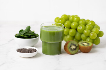 Green detox smoothie, cocktail, diet
