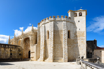 Naklejka premium Walls of Convent of Christ in Tomar, Portugal The Convent of Christ (Mosteiro de Cristo) is a former Catholic convent in Tomar, Portugal. The convent and castle complex are UNESCO World Heritage site