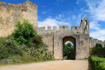 Obraz premium Walls of Convent of Christ in Tomar, Portugal The Convent of Christ (Mosteiro de Cristo) is a former Catholic convent in Tomar, Portugal. The convent and castle complex are UNESCO World Heritage site