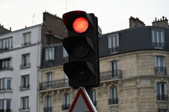 Feu de circulation rouge ville