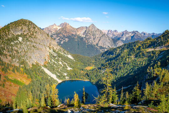 Fall in North Cascades National Park Maple Pass
