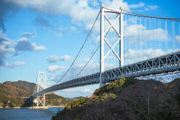 青空と大橋