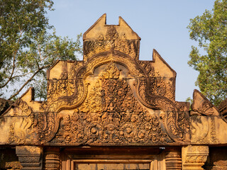 アンコール遺跡バンテアイ・スレイ