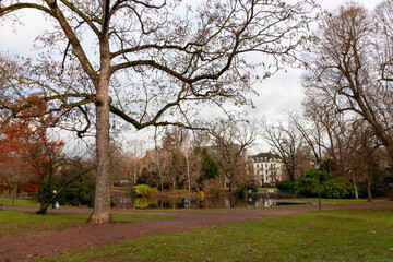 This image shows a small pond in a park in Wiesbaden