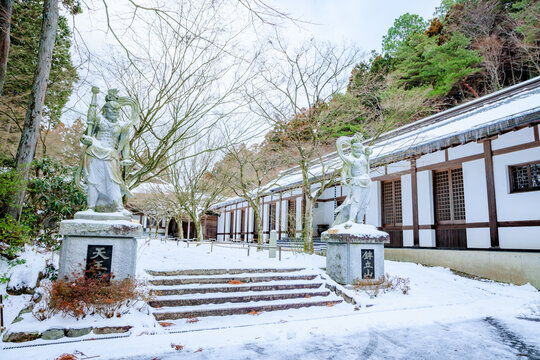 冬の呑山観音寺　福岡県篠栗町　Nomiyamakannonji temple in winter. Fukuoka-ken Sasaguri town.	 - Powered by Adobe