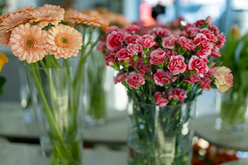 Bukiet Kwiatów w kwiaciarni © Marcin