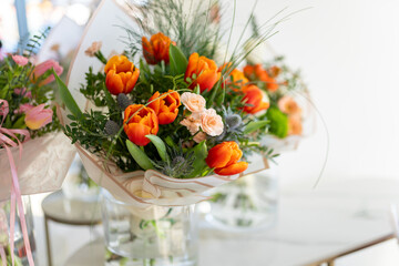 Bukiet Kwiatów w kwiaciarni © Marcin