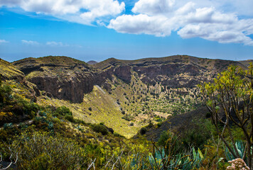 The Bandama crater is one of the most spectacular natural sights in Gran Canaria. The crater was developed during the last heavy eruptions 2000 years ago. © Vibeke