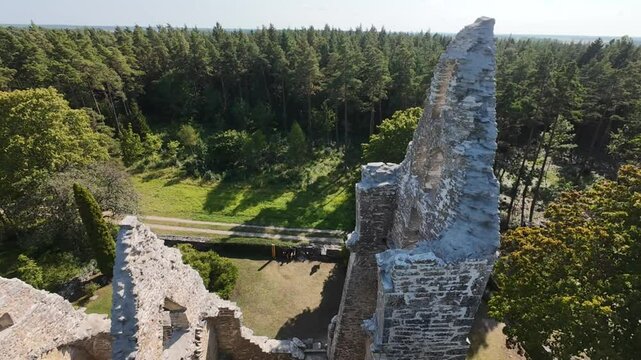 Bara Kirchenruine