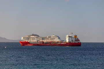 Saint Vincent and the Grenadines, LPG tanker and cruise ship 