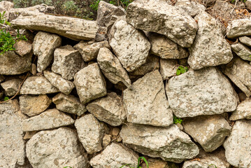 Closeup di muro a secco realizzato in pietra