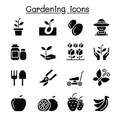 Gardening icon set in thin line style © Puckung
