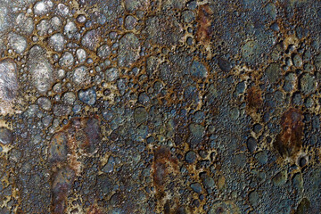 Keramische Glasur mit blasenartiger Oberfläche - bubble-like glazing on ceramic