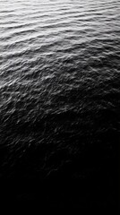 Obraz premium Calming Ripples on a Tranquil Water Surface