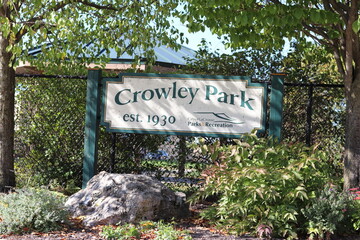 Restaurant signs and marquees in La Crosse, Wisconsin