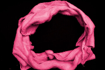 Towels, chewing gum, glue, dialogue boxes, notifications, messages, patterns, geometric shapes