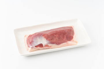 白背景に合鴨のロース肉