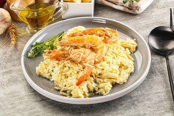 Italian pasta Orzo with prawn