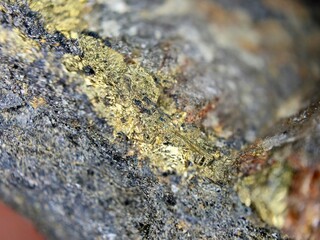 macro photography gold mine 5
