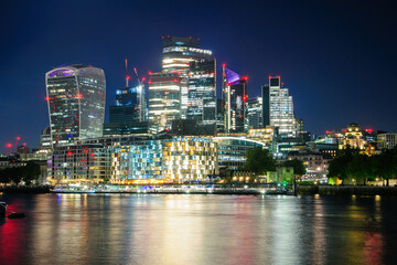 Obraz premium ロンドンのとても美しい夜景A very beautiful night view of London