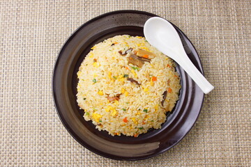 五目チャーハン　中華料理