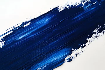 Gordijnen 力強いブルーのペイントストロークが際立つ抽象アート作品   Bold blue paint stroke creating a striking abstract art piece  © SHIZU