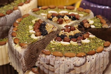 cake with fruits