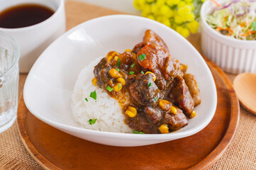 豚カシラ肉カレー