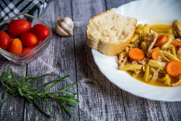 Delicious yellow beans with chicken