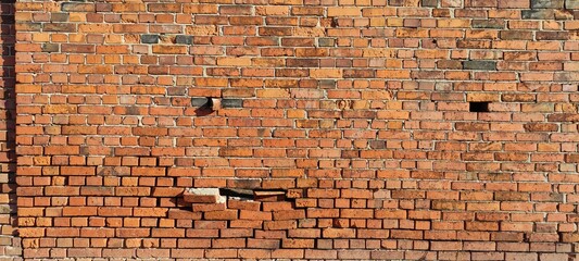 Stara ceglana ściana. © WalDec