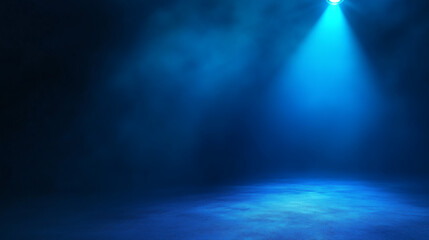 Escenario iluminado con luces azules en ambiente oscuro y brumoso.