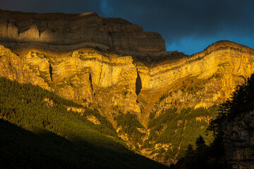 Panoramic view of forests and rivers, Ordesa National Park and Monte Perdido.