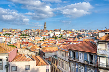 Obraz premium Beautiful city skyline of Porto, Portugal