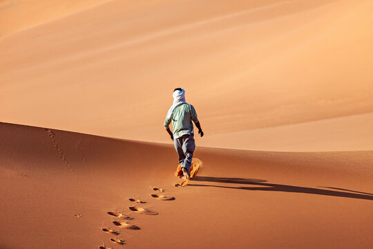 The Tuareg and People of the Sahara Desert in Algeria