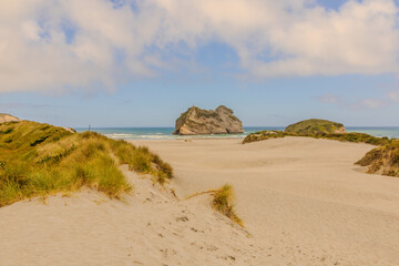 Wharariki Beach, Abel Tasman NP, New Zealand © RRA