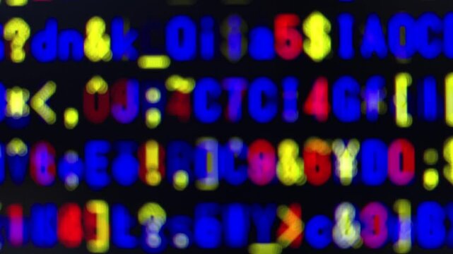 ピンボケ・三原色・コンピュータ空間のランダムな文字列・さまざまな文字を含むデータベース・エンコードされたプログラム内のデータセット・数学的計算・大規模言語モデル・機械翻訳・英数字記号・横長・ビデオ

