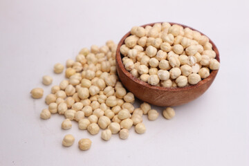 Creamy Bowl of Chickpeas: A Culinary Delight