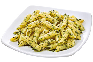 prato com penne ao molho de pesto de manjericão isolado em fundo transparente