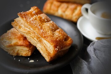 Apple Strudel - Flaky pastry with apple filling