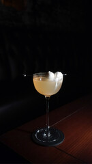 dirty martini coctail