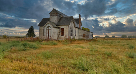 USA, Idaho. Ovid and old abandoned school house